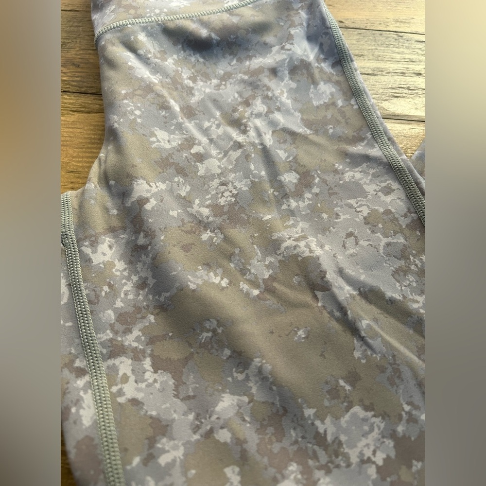 💖5 for $50💖Mono B Gray Camouflage Leggings Gray Cream and Olive Buttery soft - Picture 7 of 10